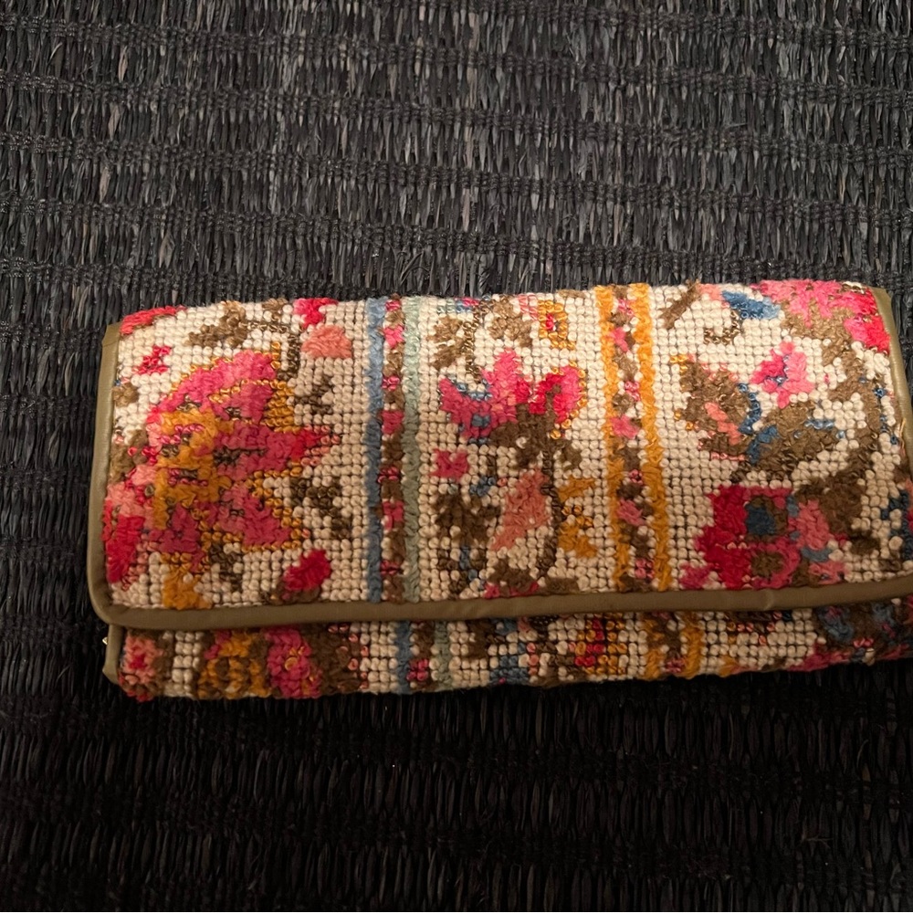 Needlepoint, three pocket jewelry travel case.